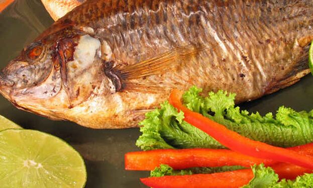 Stewed tilapia is the ideal dinner for weight loss according to the principles of the Japanese diet